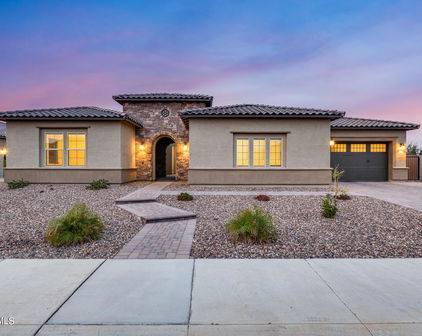 9168 W Daley Lane, Peoria