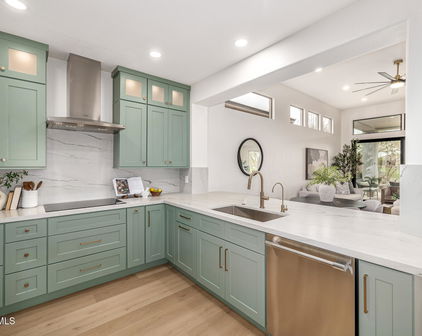 32771 N 70th Street, Scottsdale