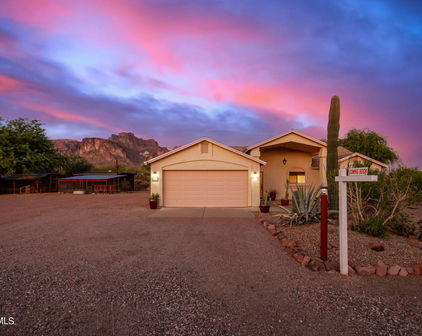 735 N Arroya Road, Apache Junction