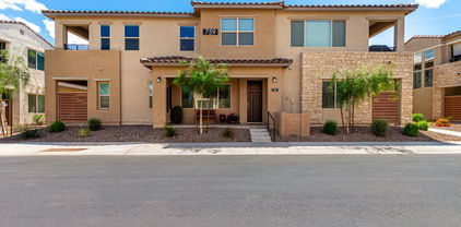 759 E Lark Street Unit 202, Gilbert