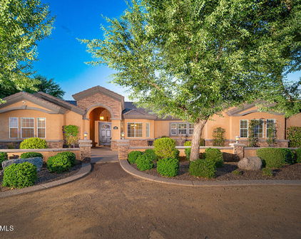 6808 N 171st Drive, Waddell