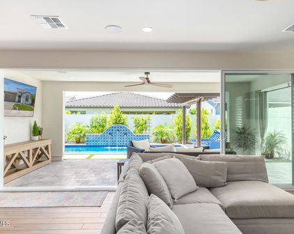 17169 W Gracemont Street, Surprise