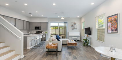 3045 N 37th Way, Phoenix