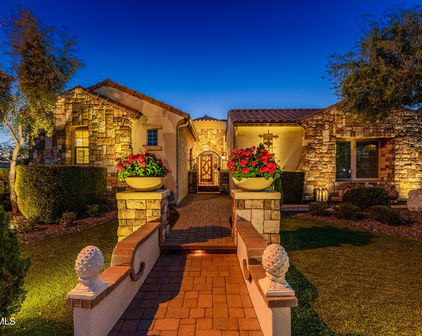 2004 N 168th Avenue, Goodyear