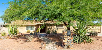 6302 E Cochise Road, Paradise Valley
