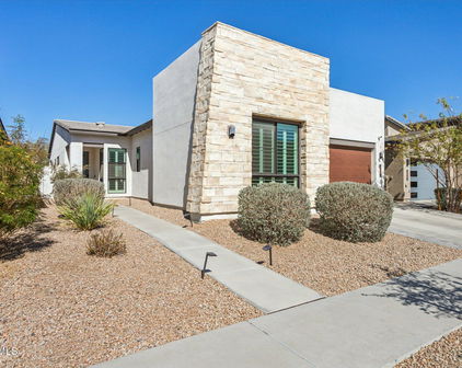 942 E Paseo Way, Phoenix