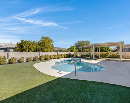 796 Leisure World --, Mesa
