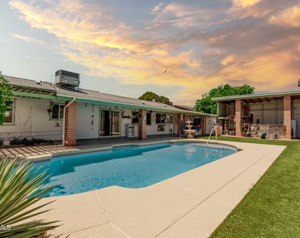 3248 E Windrose Drive, Phoenix