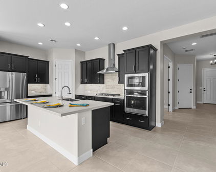 5525 N 193rd Drive, Litchfield Park