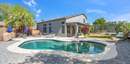 345 N Scott Drive, Chandler