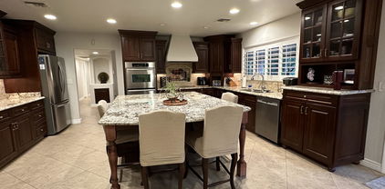 4433 W Bluefield Avenue, Glendale