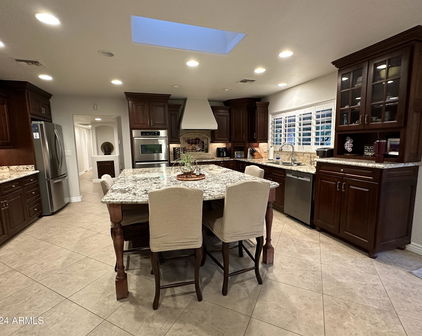 4433 W Bluefield Avenue, Glendale