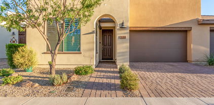 729 E Cobble Stone Drive, San Tan Valley