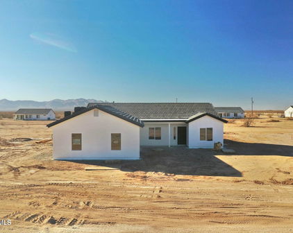 25852 W White Feather Lane, Wittmann