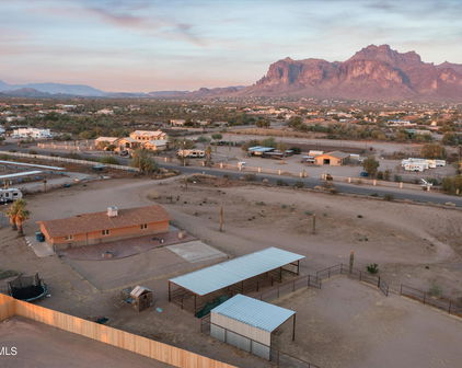 1420 N Wickiup Road, Apache Junction