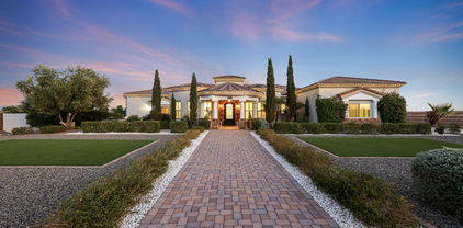 11813 E Cardinal Way, Chandler