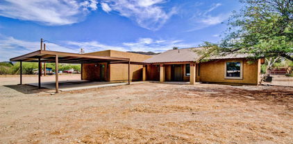 3303 W Mcneil Street, Laveen