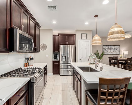 17938 W Cedarwood Lane, Goodyear
