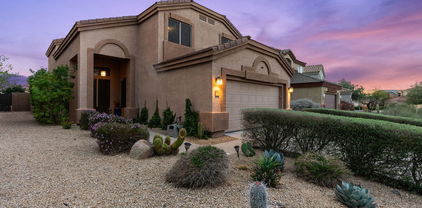 4339 E Smokehouse Trail, Cave Creek