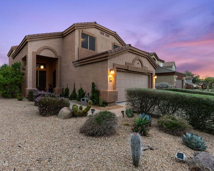 4339 E Smokehouse Trail, Cave Creek