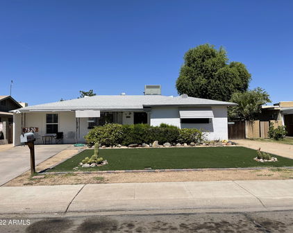 7820 N 59th Lane, Glendale