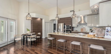 3807 E Amberwood Drive, Phoenix