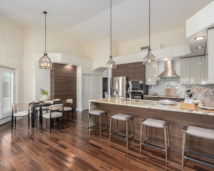 3807 E Amberwood Drive, Phoenix