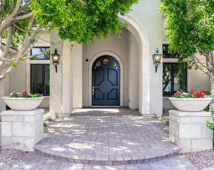 2654 E Warbler Road, Gilbert