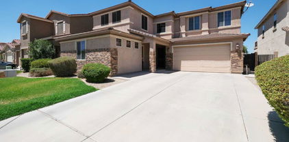 446 E Navajo Trail, San Tan Valley