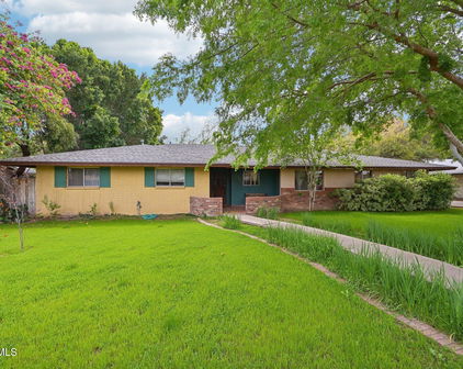 325 E Broadmor Drive, Tempe