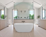 4704 N 40th Place, Phoenix image