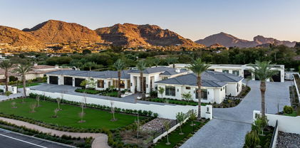 4939 E Mockingbird Lane, Paradise Valley