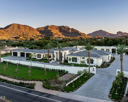 4939 E Mockingbird Lane, Paradise Valley