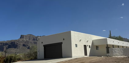 1651 S Prospectors Road, Apache Junction