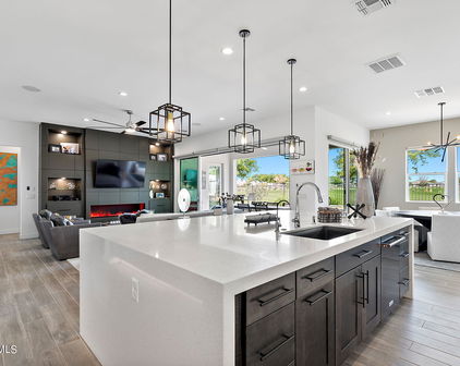 17316 W Wildwood Street, Surprise
