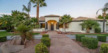 426 E Horseshoe Avenue, Gilbert