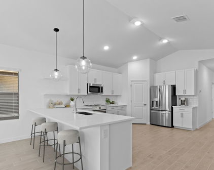 7914 N 80th Avenue, Glendale