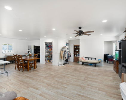 10420 N 176th Avenue, Waddell
