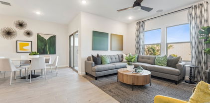 7958 W Sands Road, Glendale