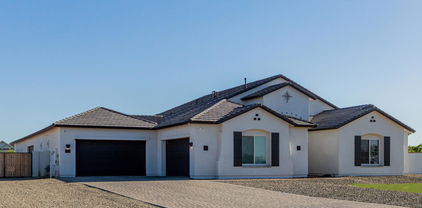18815 E Country Meadows Court, Queen Creek