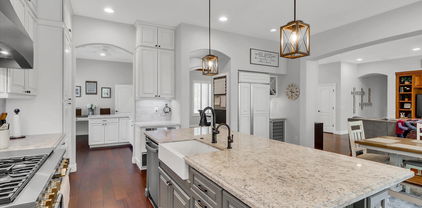4122 E Burnside Trail, Cave Creek