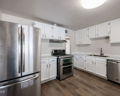 1022 S Lola Lane, Tempe