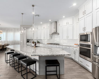11818 W Luxton Lane, Avondale