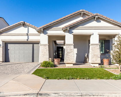 2260 E Warbler Road, Gilbert