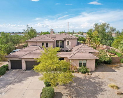 6708 W Pleasant Lane, Laveen