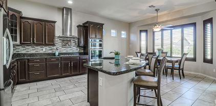 17756 W Redwood Lane, Goodyear