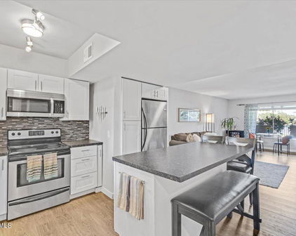 10828 N Biltmore Drive Unit 159, Phoenix