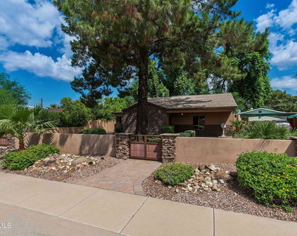 5920 W State Avenue, Glendale