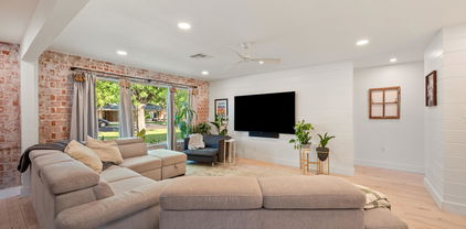 5812 N 18th Place, Phoenix