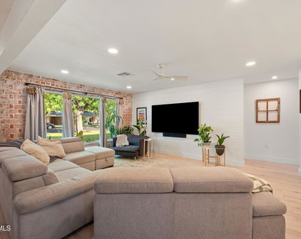 5812 N 18th Place, Phoenix